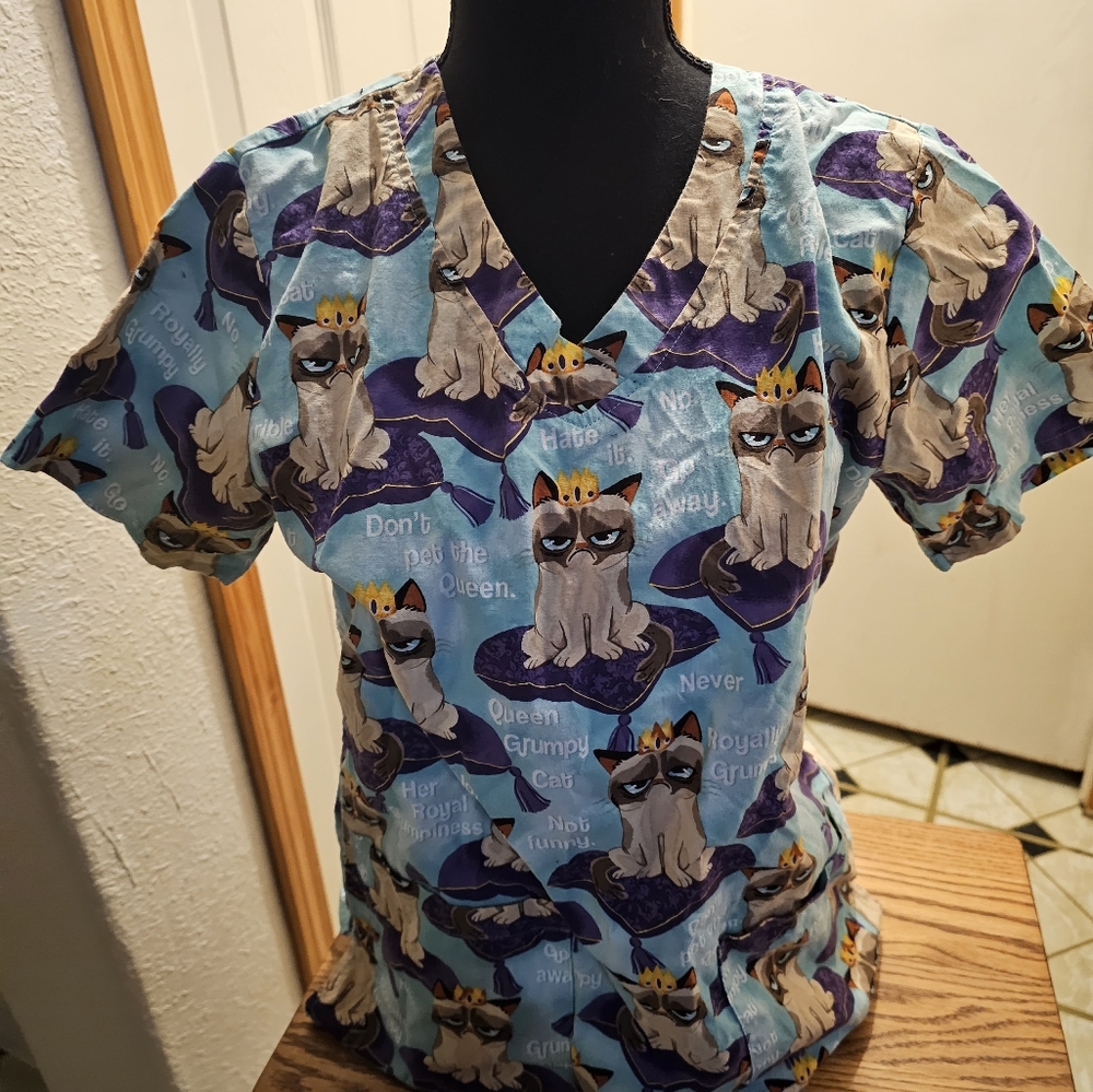 Grumpy Cat Scrub Queen size S